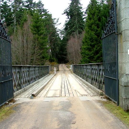Ardverikie House, Gate Lodge, Bridge