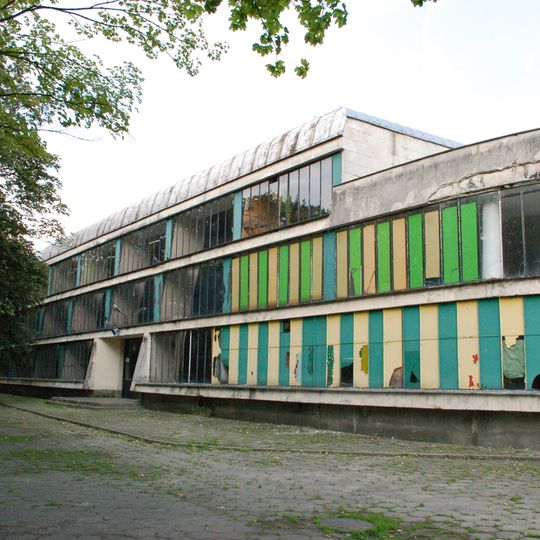 Trybuna II - trybuna główna