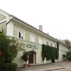 Rosenheimer Straße 8