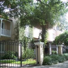 House at 131 West Davis Boulevard