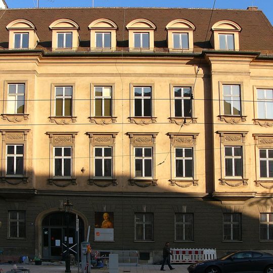 Maximilianstraße 59