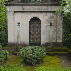 Grabmal Familie Ehrenhard