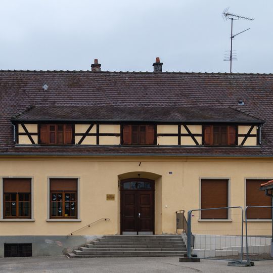 École primaire of Drachenbronn-Birlenbach