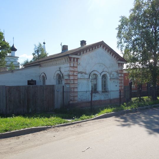 Здание казармы