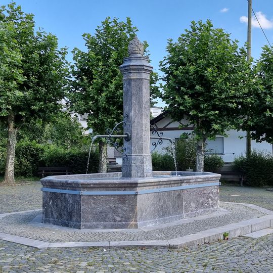 Brunnen