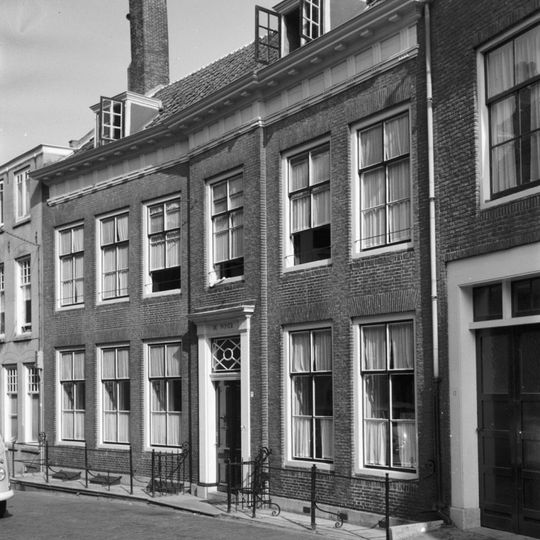 Latijnse Schoolstraat 11, Middelburg