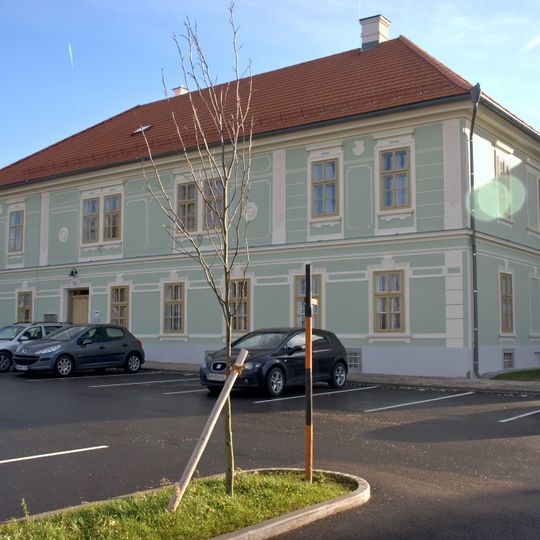 Ehem. Pfarr- und Vikariatshof Weistrach