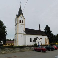 Kříž na kostele v Jiřicích