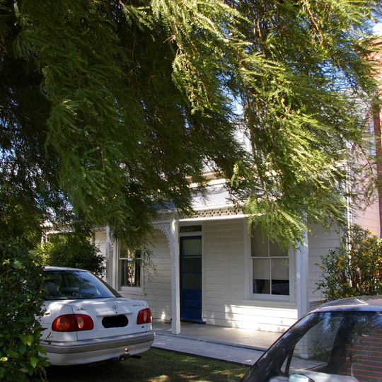 65 Sneyd Street cottage