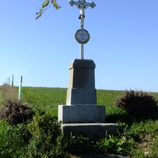 Kříž jihovýchodně od Záhrobí