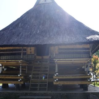 Bolon Pematang Purba Cultural House Museum