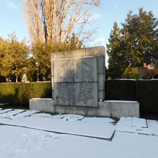 Pomník obětem Pražského povstání na Olšanech