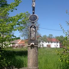 Wayside cross in the west of Brloh