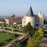 Loire hazinelerini ortaya koyuyor: kaleler, ortaçağ köyleri ve vahşi manzaralar