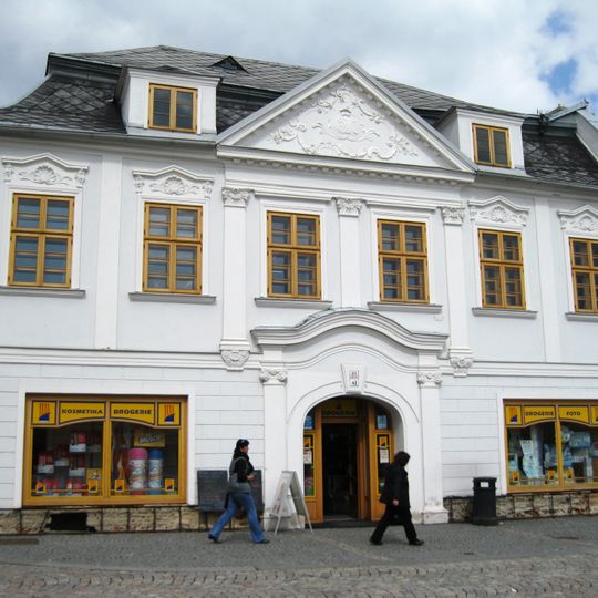 Náměstí Míru 23, náměstí J. Žižky 5