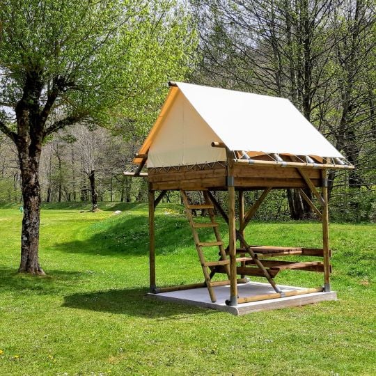 Camping vert de Saint-Chély d'Aubrac