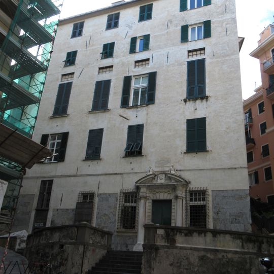 Palazzo Giulio Sale