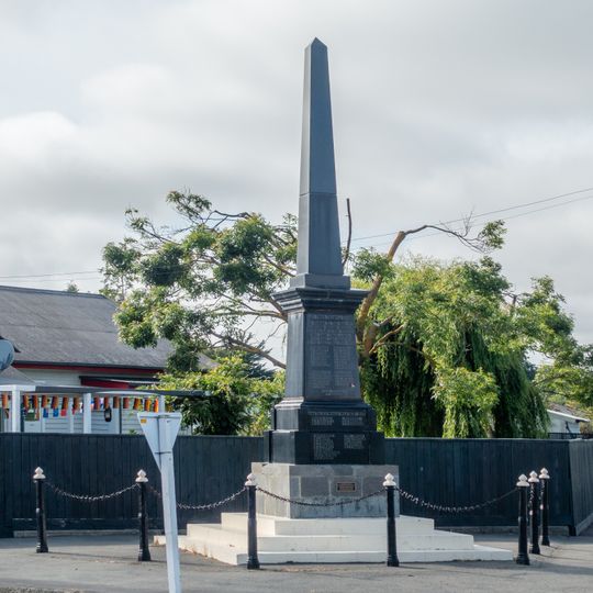Hawarden war memorial