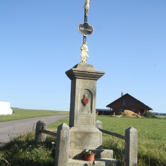 Kříž v Líšnici jihovýchodní okraj obce