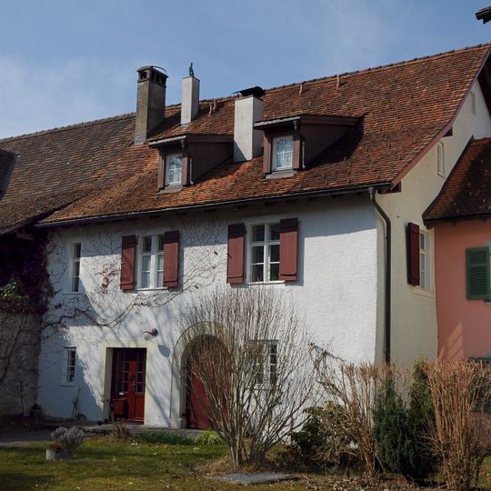 Wohnhaus, ehemalige Gesindehaus des Deuringschlössels